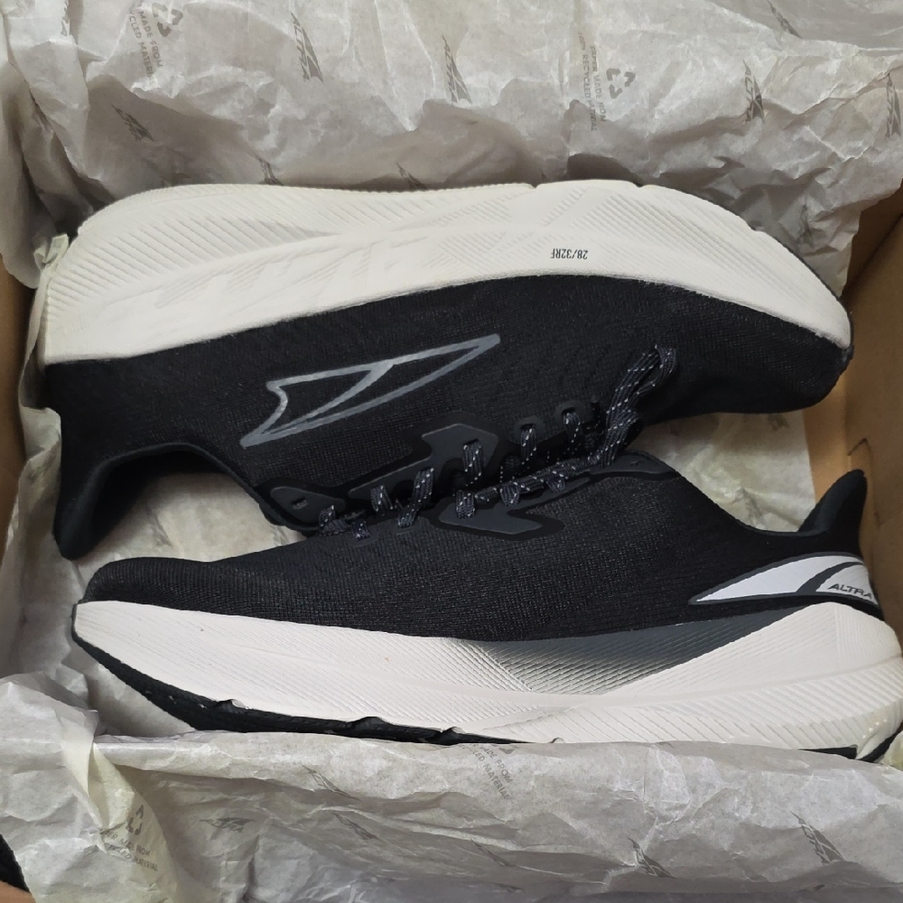 Altra Men's Experience Flow Running Shoes